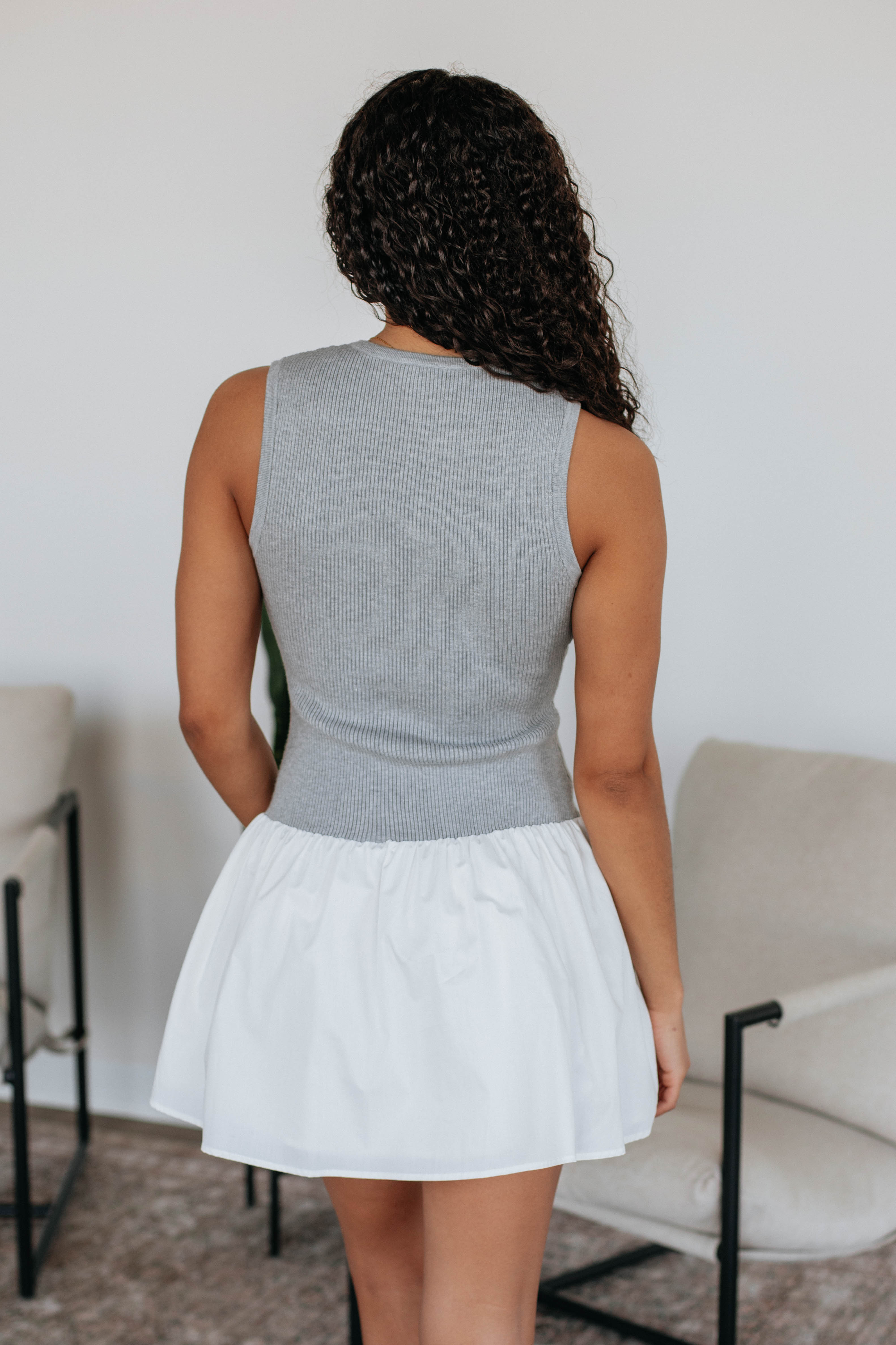 Nina Contrast Dress - Image 4