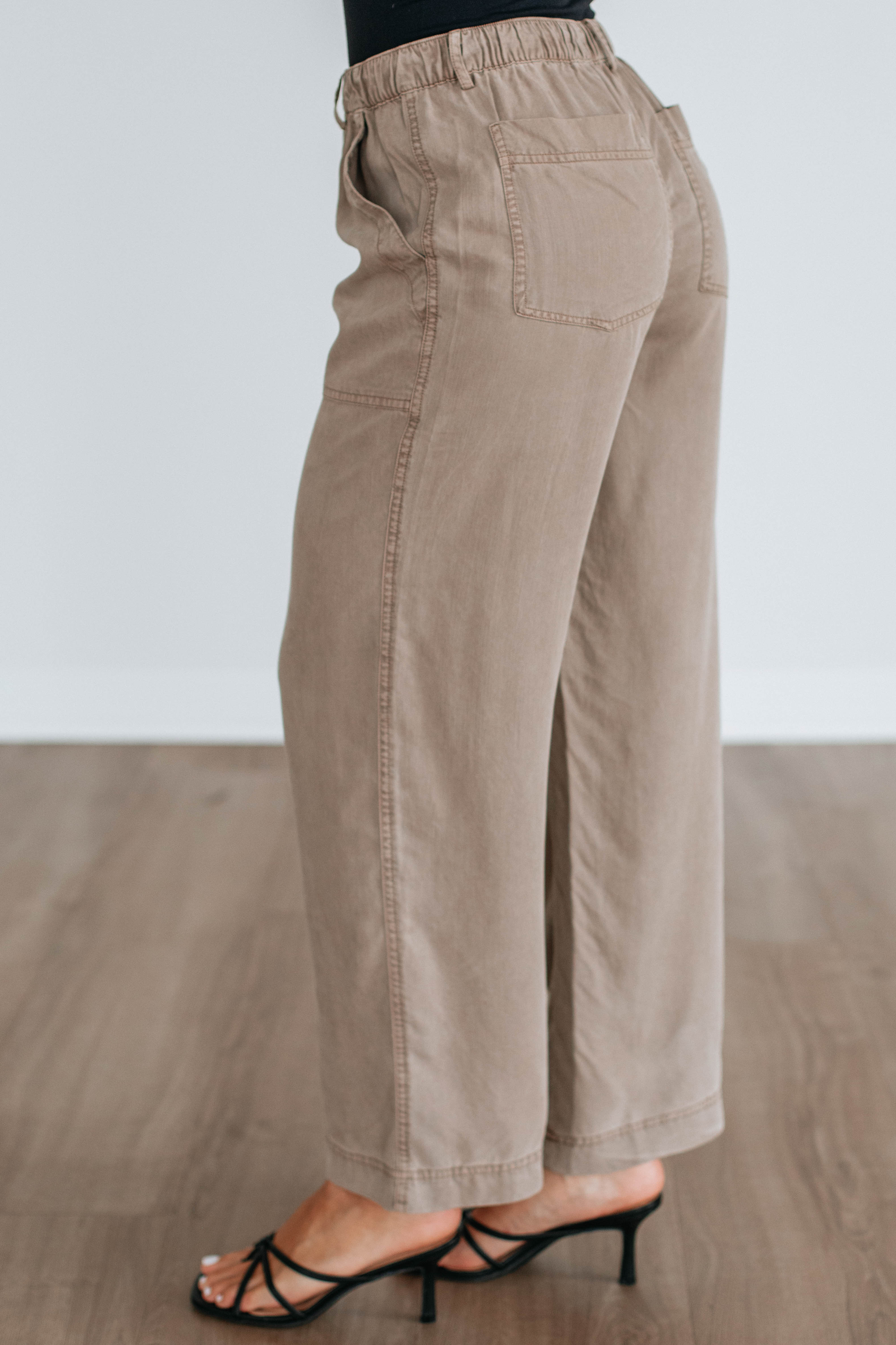 Evryn Wide Leg Pants - Image 5
